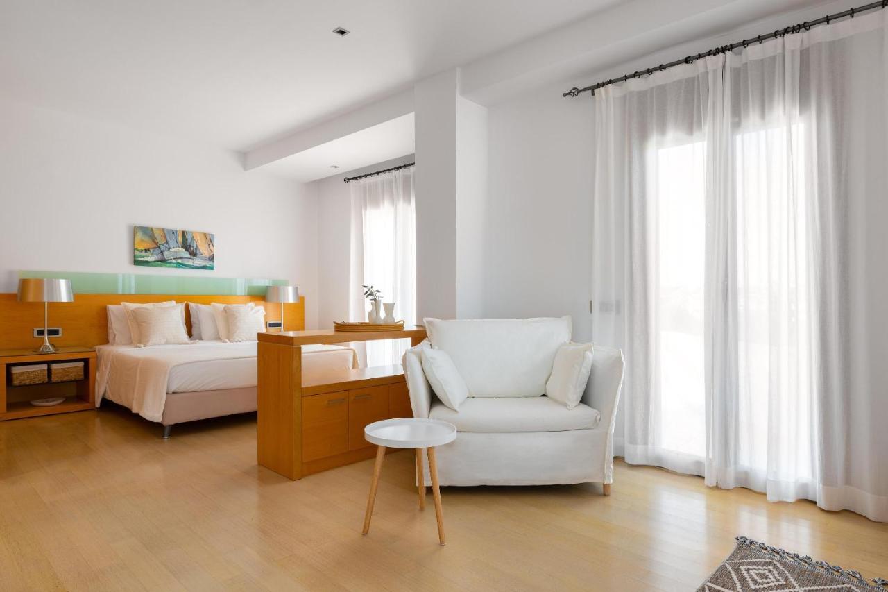 Love White Villa Ялиссос Экстерьер фото
